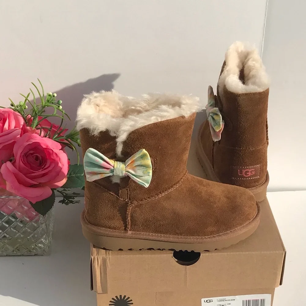 UGG Kenzie Tie Dye Bow